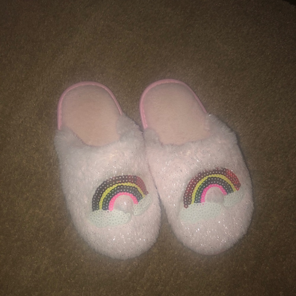 Little girls rainbow 🌈 house slippers